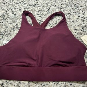 Brand new never worn Fabletics sports bra